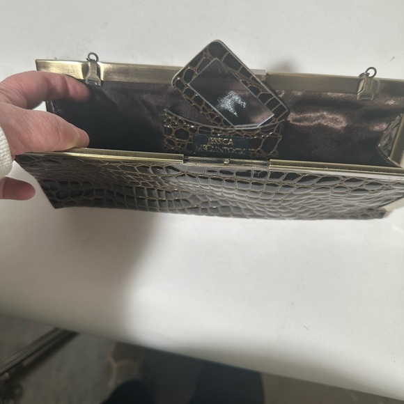 Elegant Black Crocodile-Embossed Clutch - Picture 7 of 7